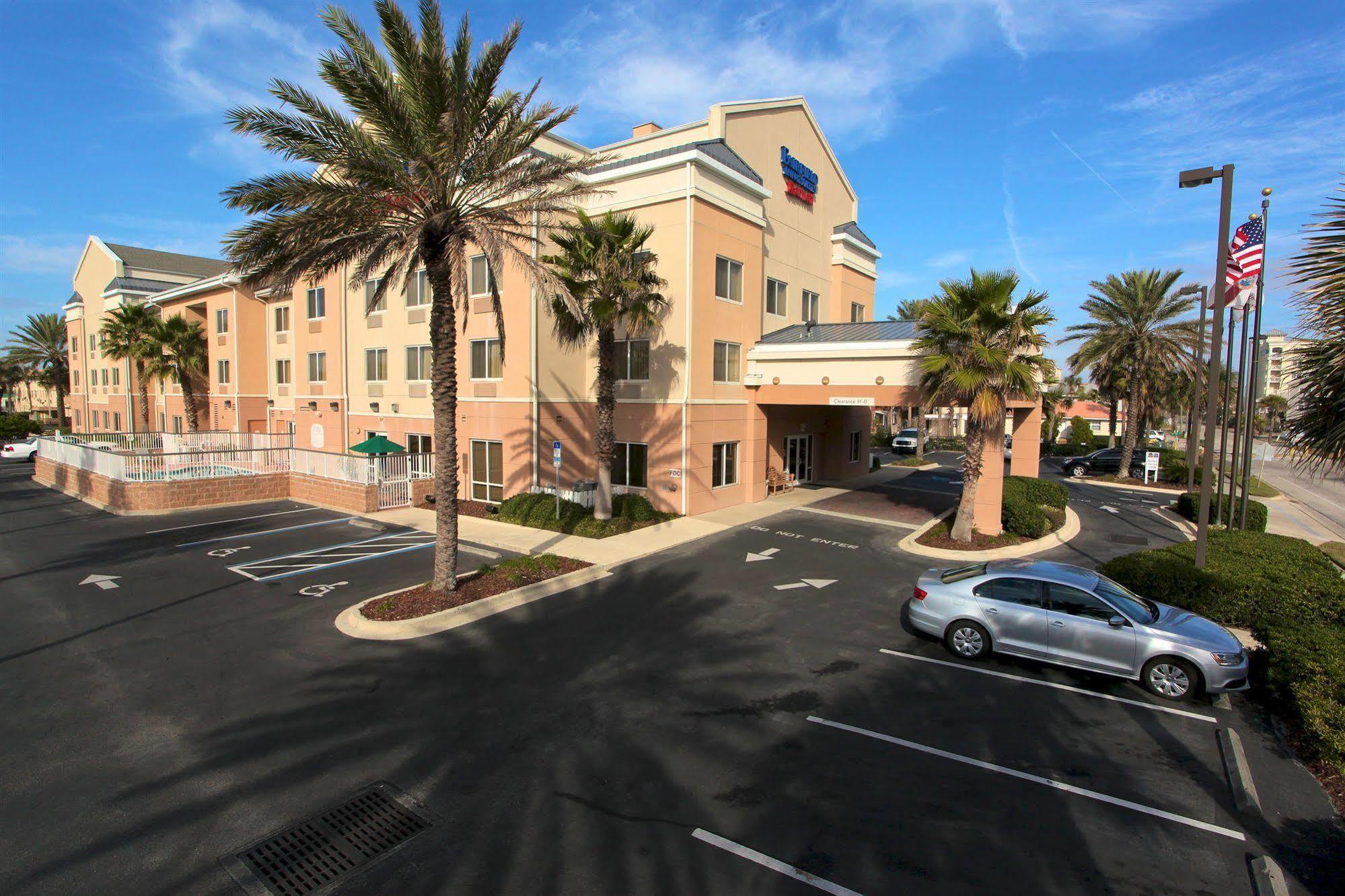 Fairfield Inn And Suites Jacksonville Beach Bagian luar foto